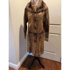Feraud Paris Reversible Caramel Fur Coat Broadtail Skins Canada SZ 10 NWOT